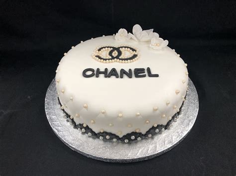 Chanel taart (10 personen) 